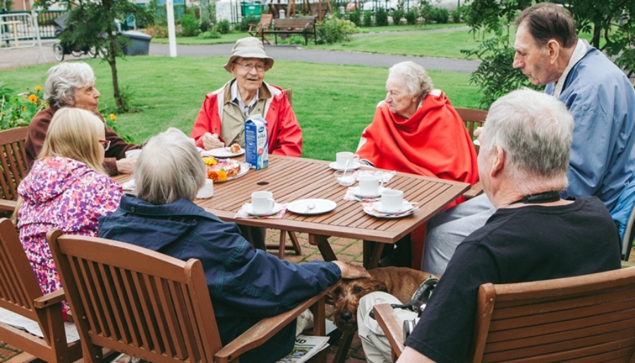 Positiivinen psykologia vanhustyössä