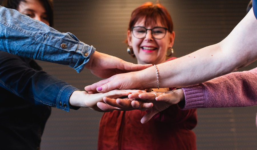 Ikäinstituutin uusi logo kuvastaa kasvua ja vahvuutta